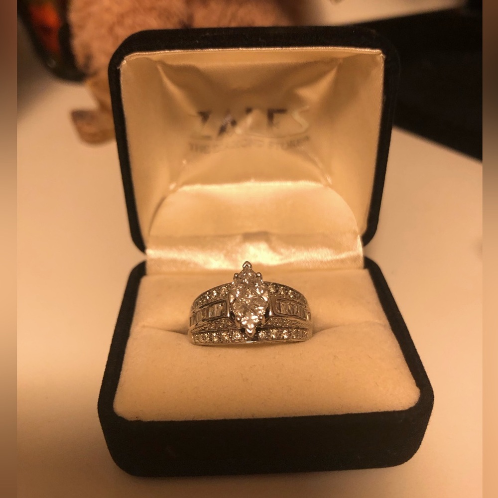 14k white gold 2 carrot marquise diamond engagement ring